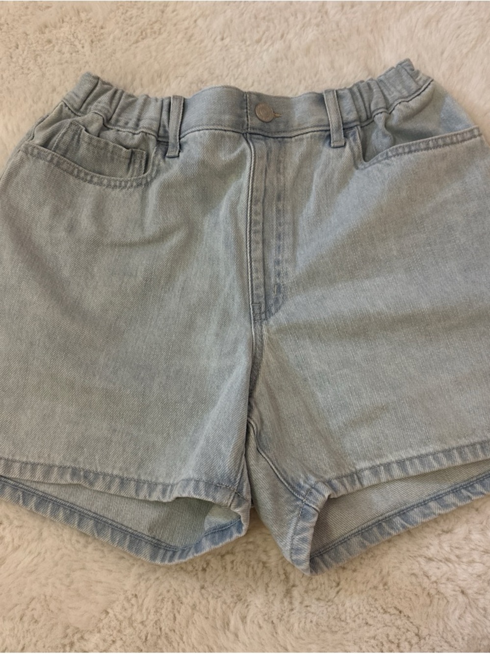BRAND NEW Uniqlo Light Blue Denim kids Shorts